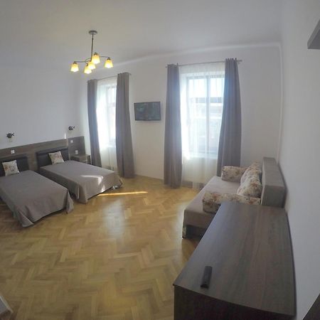 Central Parc Studios Sibiu Eksteriør billede