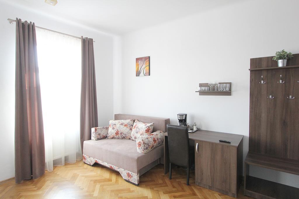 Central Parc Studios Sibiu Eksteriør billede