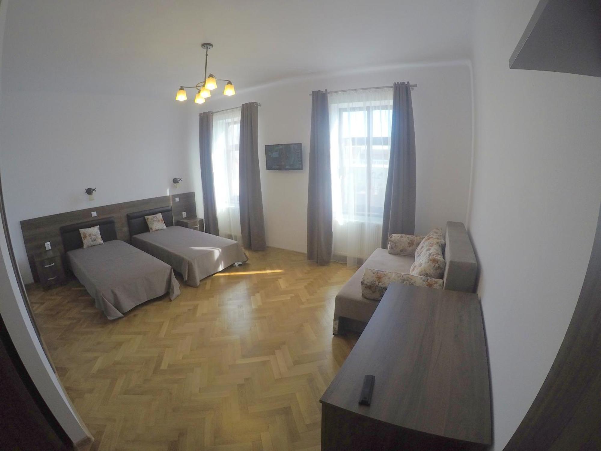 Central Parc Studios Sibiu Eksteriør billede